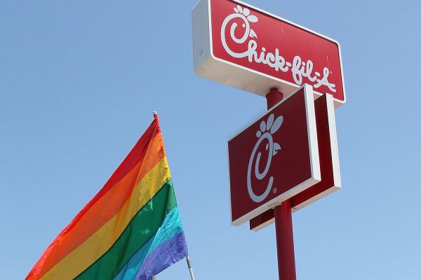 chick_fil_a_rainbow_flag.0